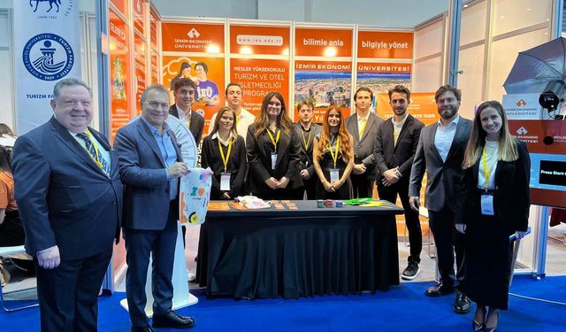 Turizm fuarında İEÜ rüzgarı: 'Sürdürülebilir Turizm' standı ilgi gördü