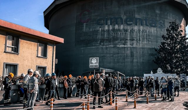 İzmir itfaiyesi olası yangınlara karşı harekete geçti