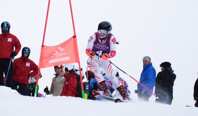 Yaşar Üniversitesi’nden Avrupa’da alp disiplini başarısı