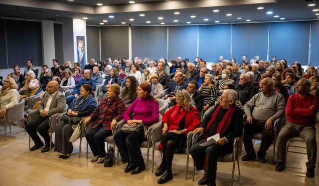 Nazım Hikmet Bornova’da barış ve umutla anıldı