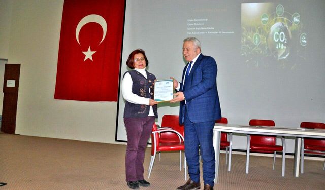 Alaçatı’daki okul mavi yeşil etiketle taçlandı