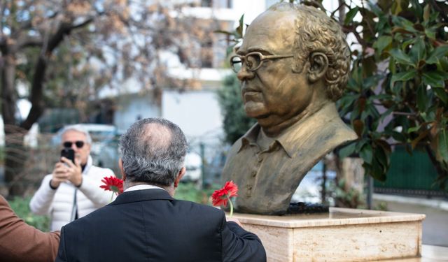 Güzelbahçe’de Uğur Mumcu’ya 33. yıl anması