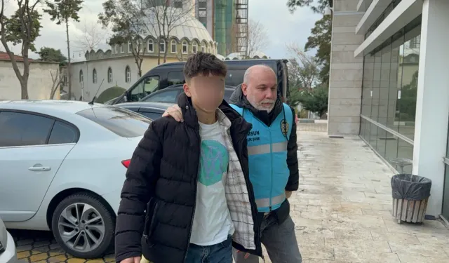 Fırında dehşet anları! 16 yaşındaki çocuk 2 kişiyi bıçakladı