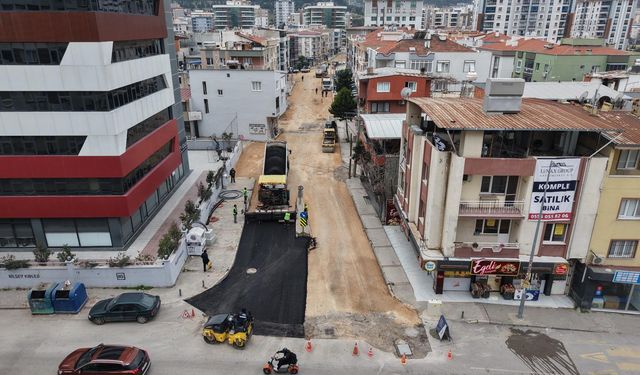 Çamlıkule’de altyapı sonrası bozulan yol yenilendi