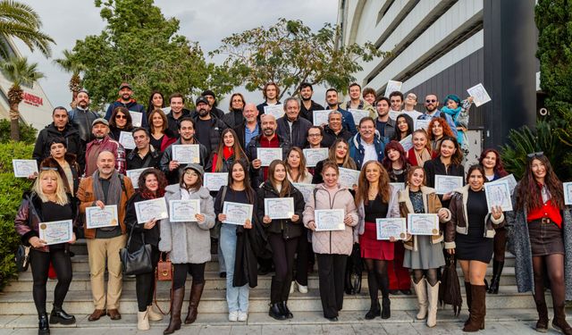 Folkart Academy ilk mezunlarını verdi