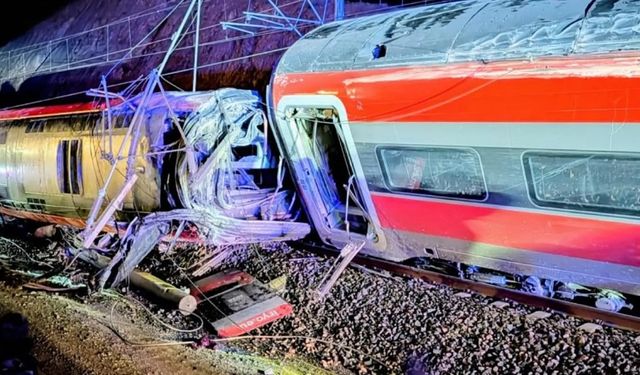 İspanya'da facia gibi kaza! İki hızlı tren raydan çıktı, en az 39 ölü