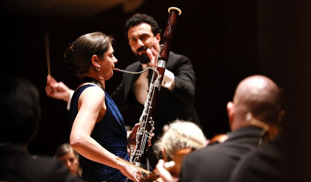 İZDSO’dan fagot ziyafeti: Sophie Dervaux İzmir’i büyüledi