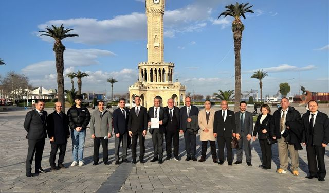 İZELKO’da yeni dönem: Akbıyık Saat Kulesi’nden mesaj verdi