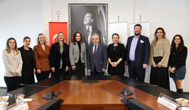 İEÜ ile Karşıyaka Belediyesi el ele verdi! Kazanan çocuklar oldu