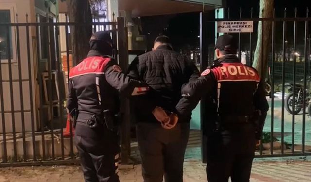 128 ayrı suçtan aranıyordu! İzmir'de yakalandı
