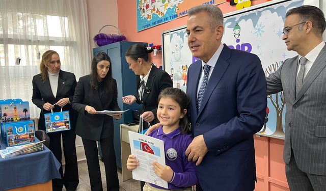 İzmir’de 721 bin öğrenci karne aldı, tatil başladı!