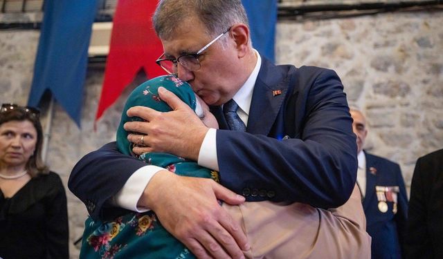 İzmir’de sosyal destekler 400 milyon liraya ulaştı