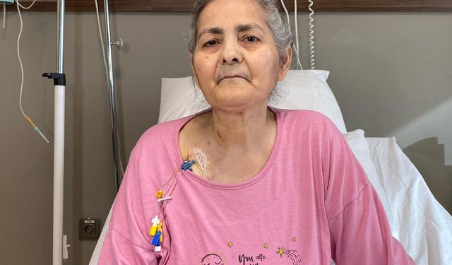 Ölüm riskiyle yaşadı, karnından alınan doku hayata bağladı