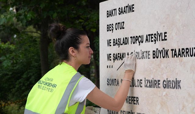 İzmir’in hafızasına dokunan eller iş başında