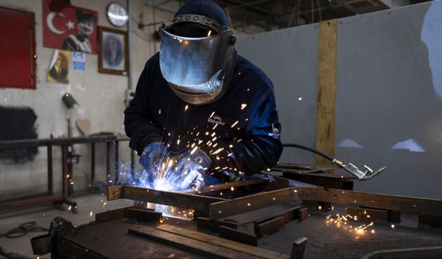 İzmir’in sihirli atölyesi kente hayat veriyor