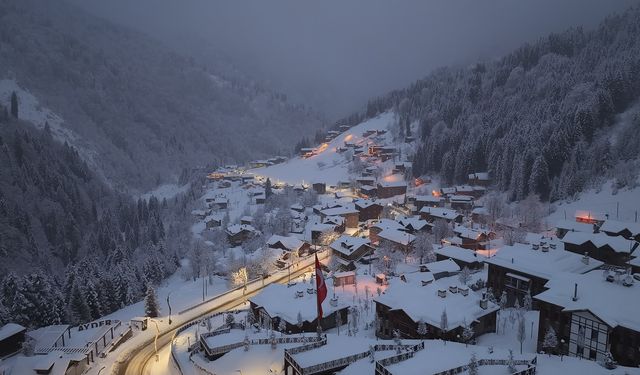 Kar yağdı, Ayder masal diyarına döndü
