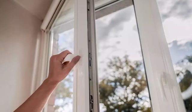 Kışın evi 5 dakika boyunca çapraz havalandırın
