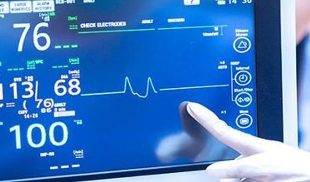 Nöbette uyumak için hastaları ölüme sürükledi! Hemşire hakkında karar