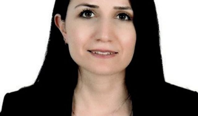 Şehit Mehmet Kıvık Anadolu Lisesi | DR. NİL AYKOL İLE FELSEFE HAKKINDA RÖPORTAJ