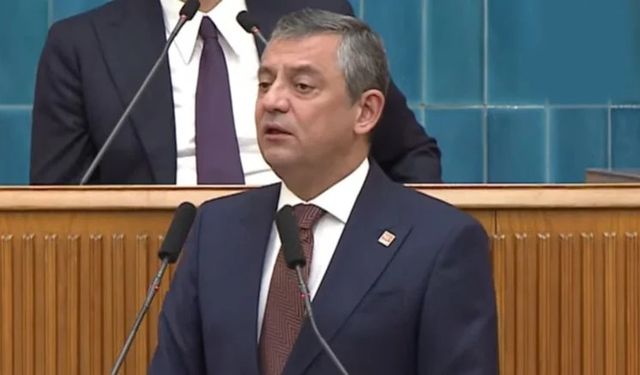 Özgür Özel'den TBMM'deki partilere çağrı: 'Emekliyi de kurtaralım, meclisin itibarını da kurtaralım'