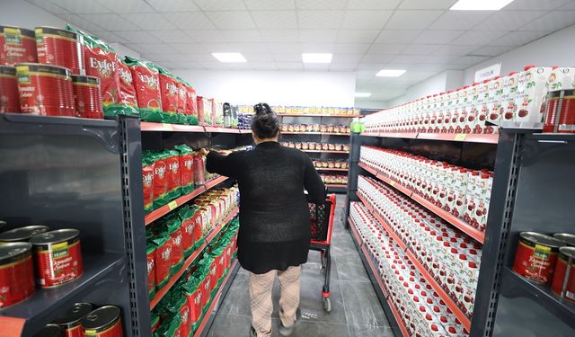 Sosyal Market’ten 10 ayda 2,8 Milyon TL’lik destek