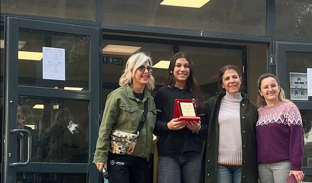 Şehit Mehmet Kıvık Anadolu Lisesi | Yılın Sporcusu Ecrin Duru