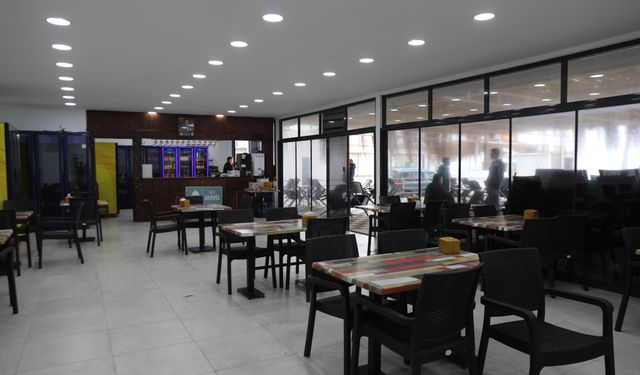 Ürkmez’de sosyal hayat mevsim tanımıyor