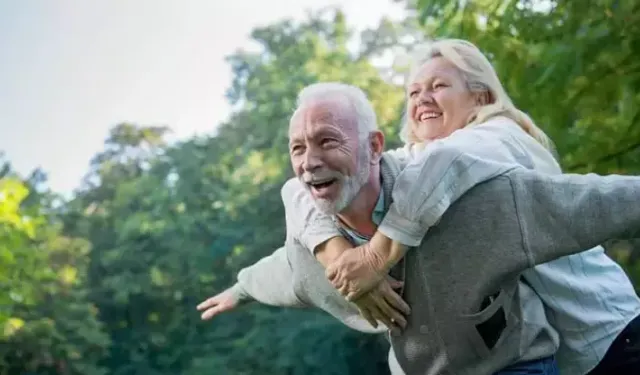 Uzmanlara göre 50 yaş sonrası gerçek özgürlük başlıyor