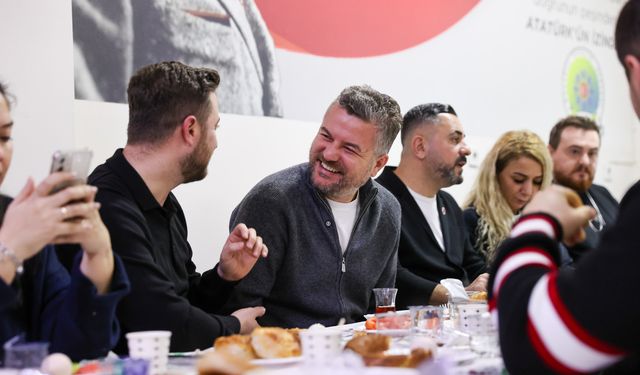 Başkan Duman Kozağaç’ta sahurda buluştu