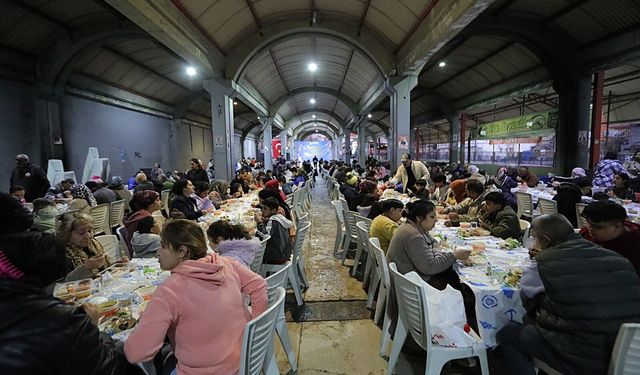 Buca’da şehit aileleri ve gazilerle vefa iftarı