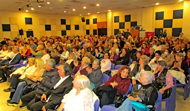 Çeşme’de salonu dolduran gece
