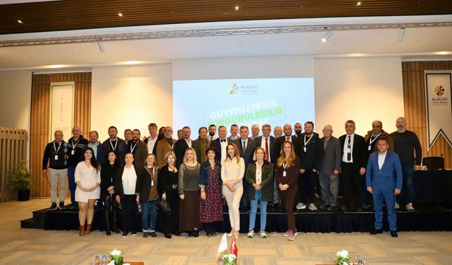 Çeşme’de turizmin geleceği ve yangın güvenliği masaya yatırıldı