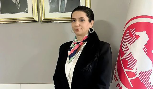 İzmir siyasetinde 'bağımsızlık' ayrılığı: Dilek Acar Güleç DP'den istifa etti