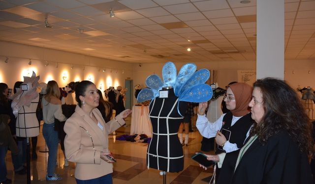 Egeli öğrencilerden konuşulacak koleksiyon