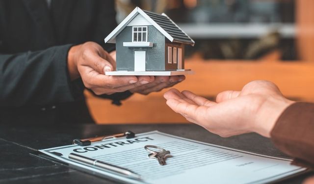 Ev alacaklar dikkat! Uzmanlar uyardı: Bu belgeleri görmeden imza atmayın