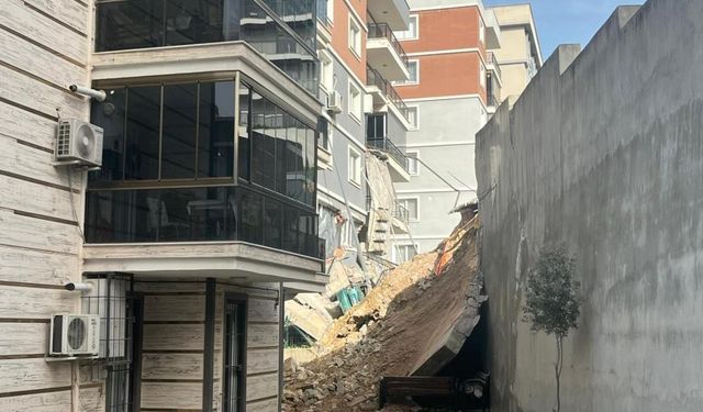 Menemen’de istinat duvarı çöken bölgede çalışmalar sürüyor