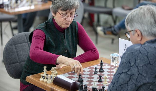 Güzelbahçe’de 40 yaş üstüne özel turnuva