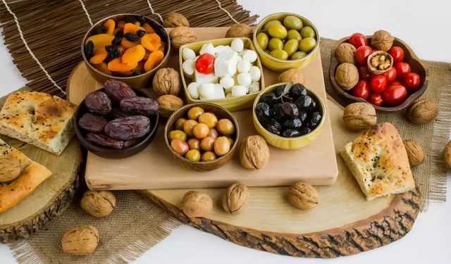 Midenizi yormadan oruca hazırlanın: İşte sindirimi kolay sahur önerileri