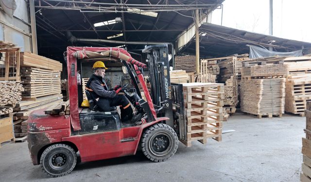 İş’te Konak istihdama köprü olmaya devam ediyor