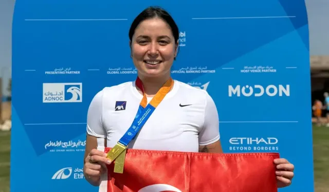 Milli yüzücü Bengisu Avcı dünya şampiyonu oldu!