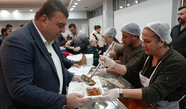 Seferihisar’da dayanışma aynı masada büyüyor