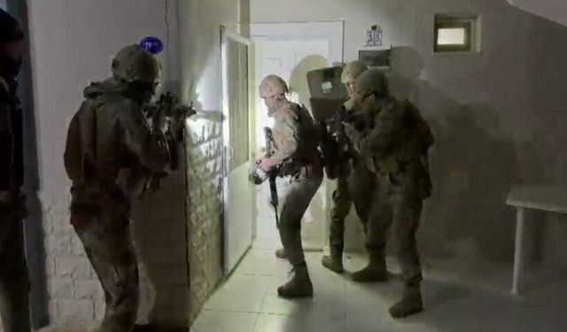 'Serdengeçtiler' suç örgütünün üyesi İzmir'de yakalandı