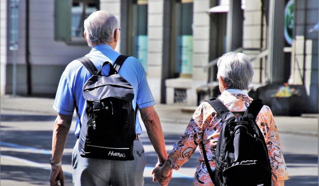 Uzmanlar uyardı: 60 yaş sonrası kaçınılması gereken 5 alışkanlık!