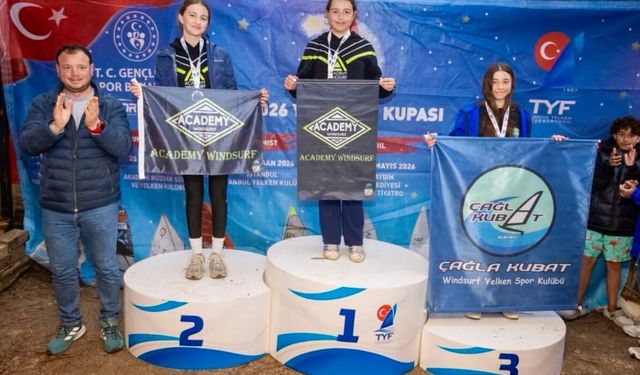 Alaçatı’da rüzgârın şampiyonları belli oldu