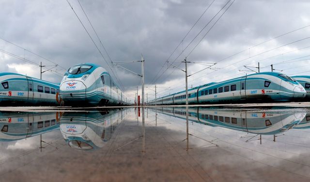 Ankara-Eskişehir hattı 17 yaşında: YHT Yolcuları rekor kırıyor