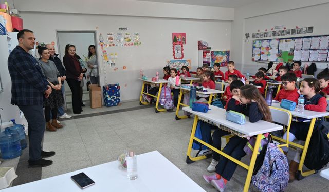 'Başkan amca sınıfta'