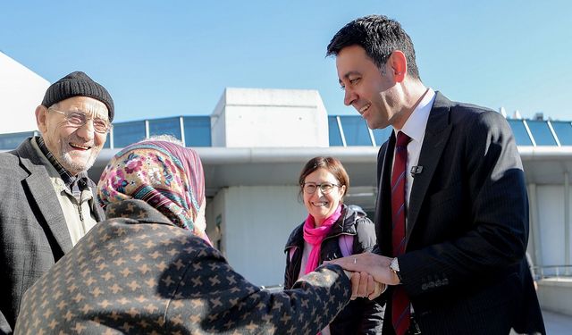 Bayraklı Belediyesi’nden Yaşlılar Haftası’na özel hizmet atağı