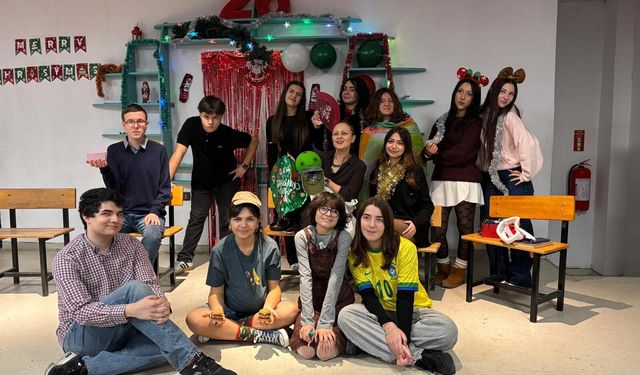 Şehit Mehmet Kıvık Anadolu Lisesi | MEKAL DRAMA CLUB SAHNELERDE