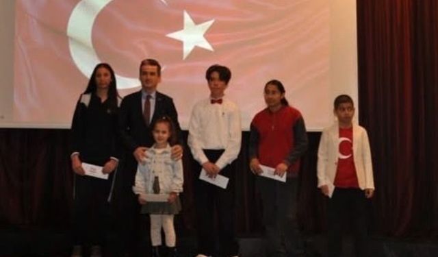 Çeşme’de İstiklâl Marşı’nın kabulünün 105. yılı anıldı