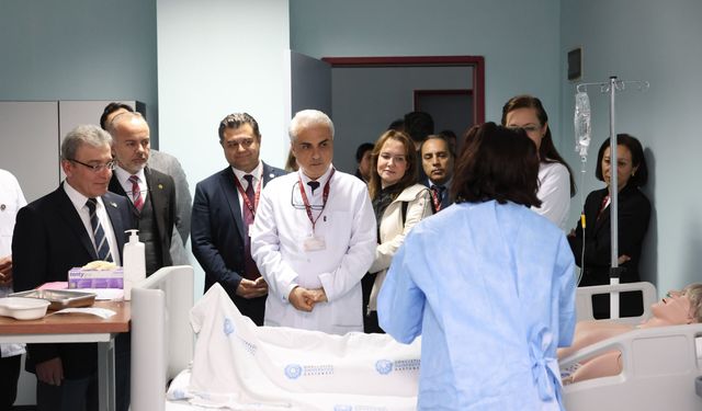 DEÜ, tıp eğitiminde yeni dönemi başlattı